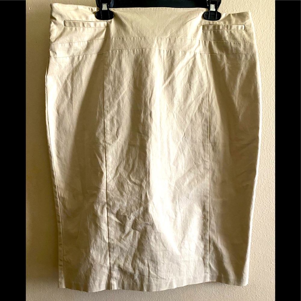 Pencil skirt